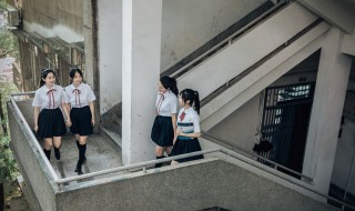 毕业生回母校文案 毕业生回母校的朋友圈文案句子
