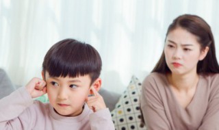 怎么教育孩子不要跳来跳去（如何引导孩子学跳）